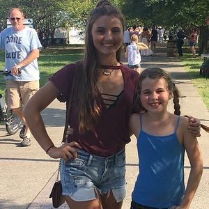 maroon shirt from buckle